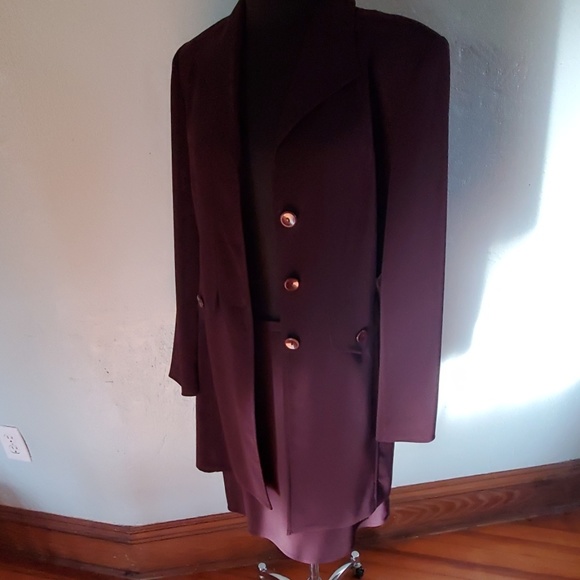 NY New York 2 piece skirt suit - Picture 2 of 8